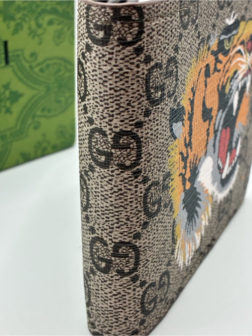 Gucci GG Supreme Tiger Print Bi-Fold Wallet - Brown, Black, Yellow - Picture 4 of 6